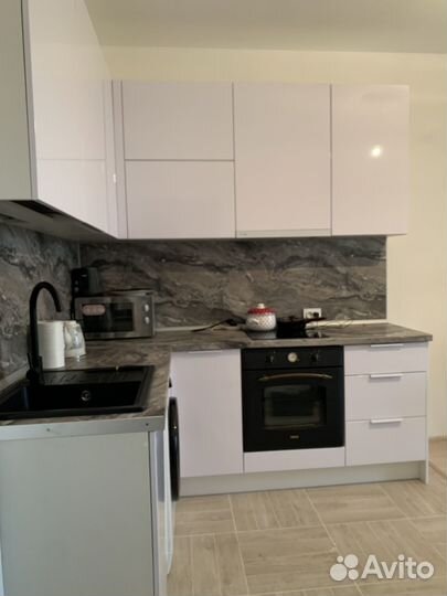 Угловая кухня. Белый глянец ксп:18405