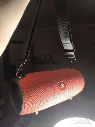 Колонка JBL Xtreme