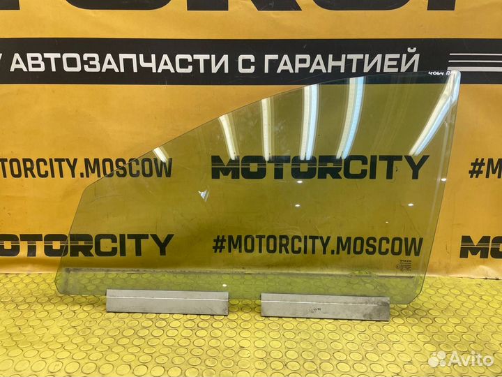 Стекло переднее левое Volvo Xc90 C B5254T2 2.5