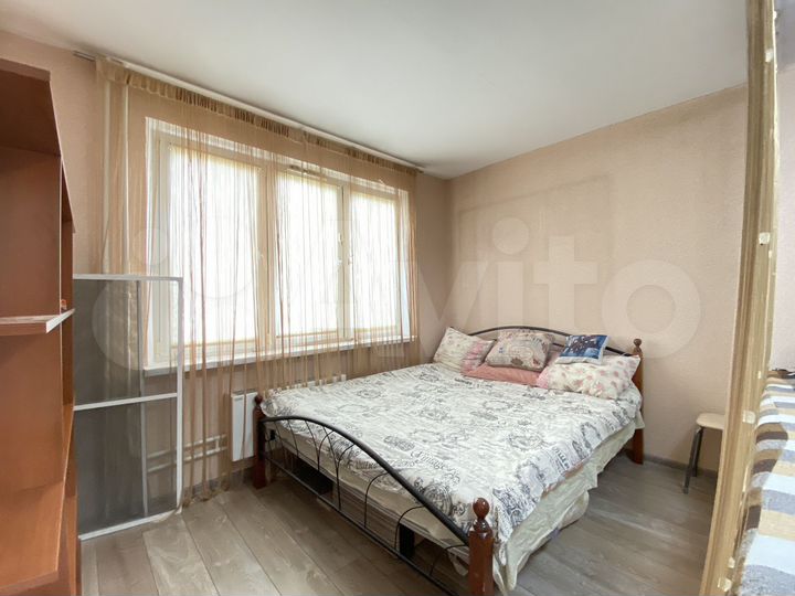 2-к. квартира, 60 м², 8/16 эт.