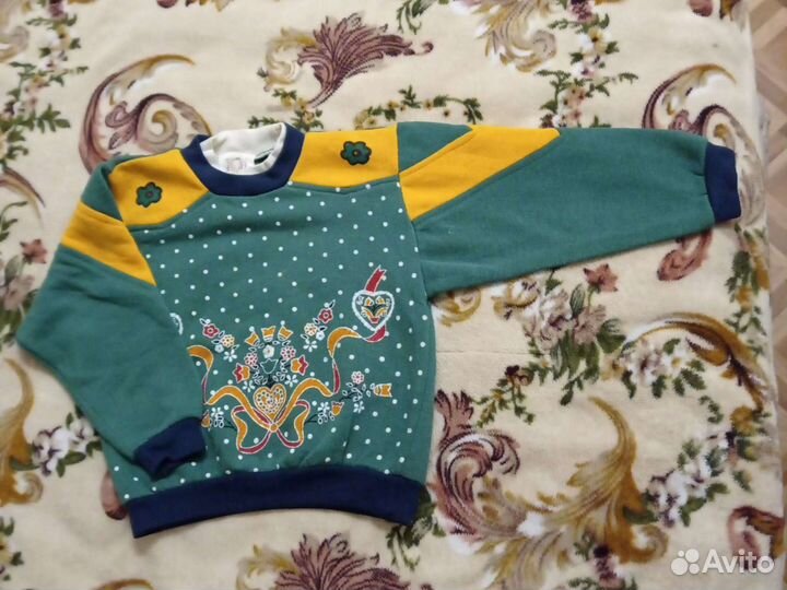 Красивые толстовки, платья,кофты,98-104р