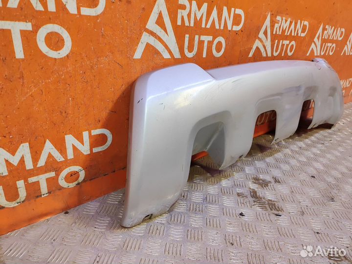 Накладка бампера нижняя задняя Renault Duster 1