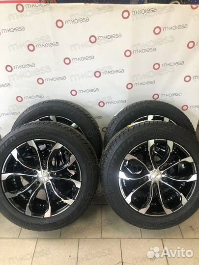 R20 Dunlop Grandtrek PT2A 285/50, PCD 5x150 DIA 110.1