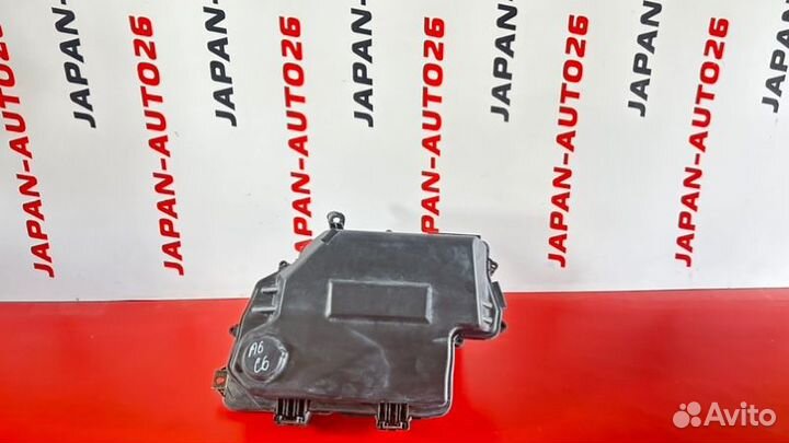 Корпус блока предохранителей Audi A6 C6 AUK 3.2