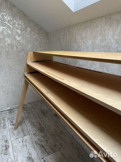 Стол для музыкантов модерн