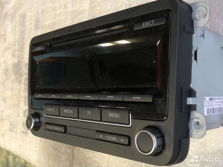 Штатное головное устройство VW Passat B7 2011-2015