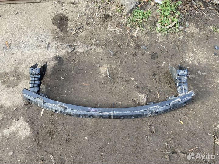 Усилитель бампера нижний Lancia Phedra