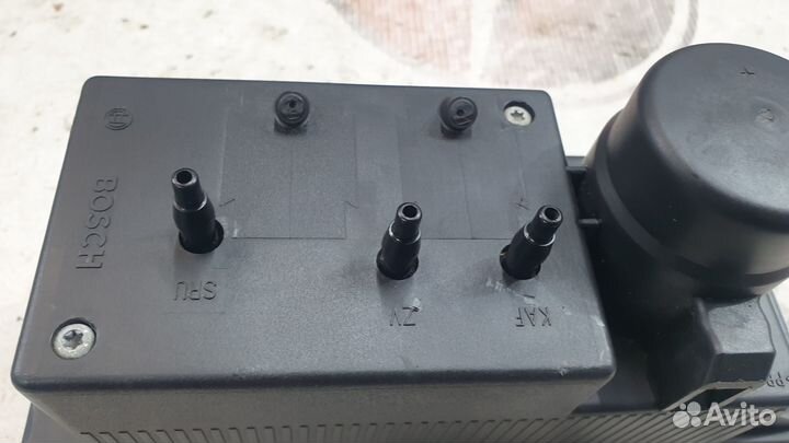 Компрессор центрального замка на Mercedes W210