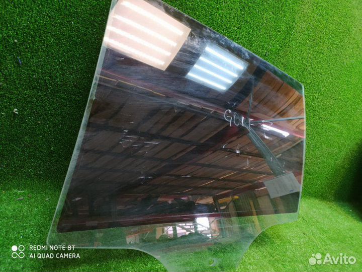 Стекло двери заднее левое Volkswagen Golf 7 2012