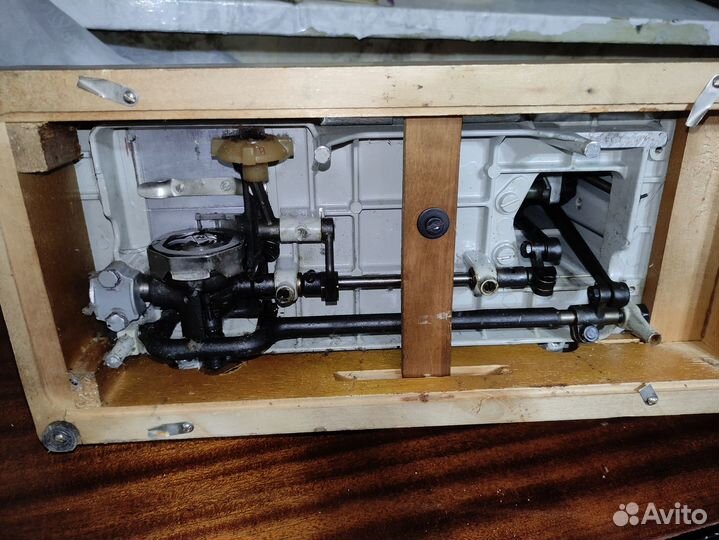 Швейная машина Подольск 142