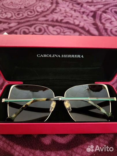 Солнцезащитные очки женские брендовые