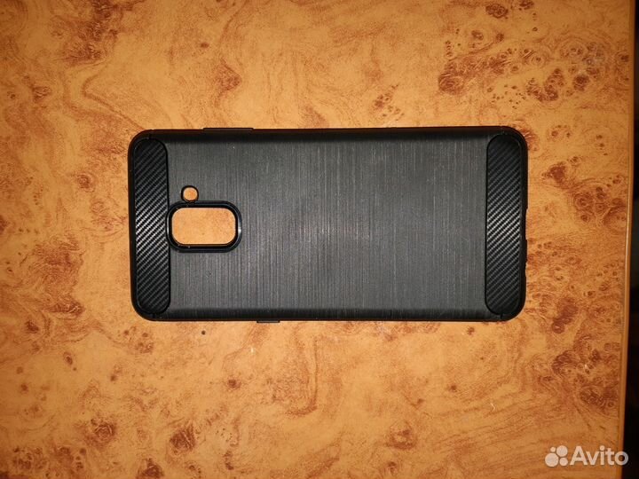 Чехлы и плёнки для телефона