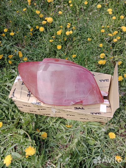 Фонарь задний левый peugeot 307 2002года