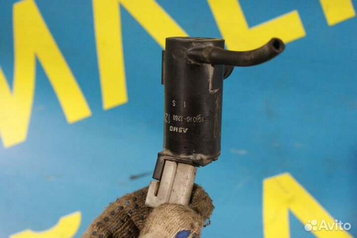 Насос омывателя лобового стекла Mazda 323F BA