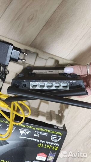 Wi-Fi Роутер Asus RT-N11P Интернет центр 300Мбит/с