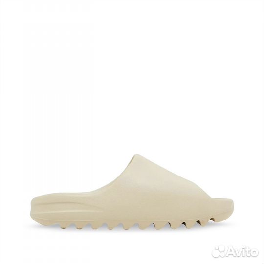 Yeezy Slide “Bone”