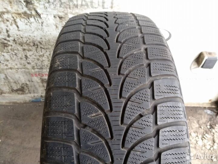Bridgestone Blizzak LM-80 Evo 235/55 R19 105V