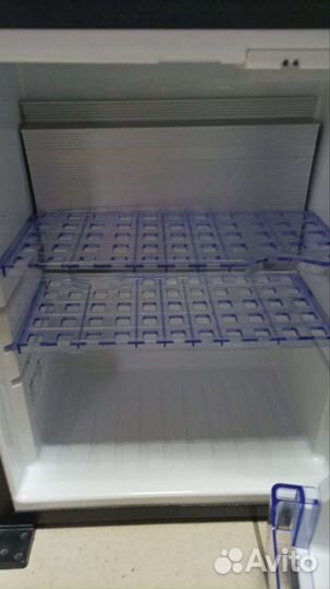 Холодильник минибар