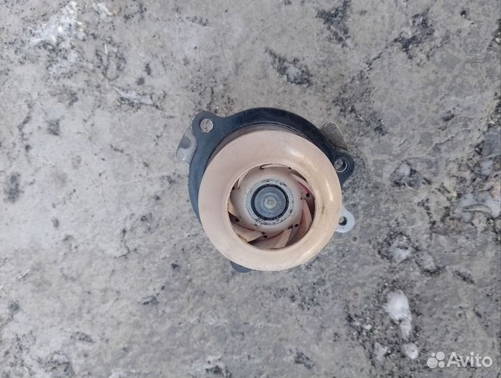 Помпа на ваз priora