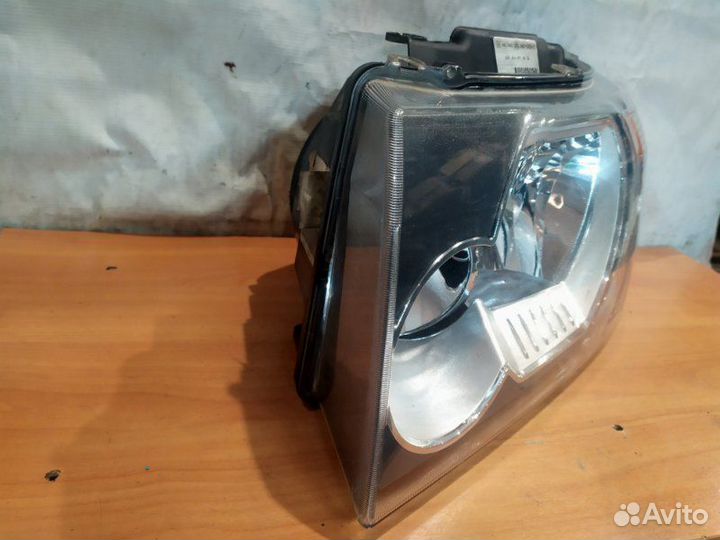 Фара левая Land Rover Freelander L359