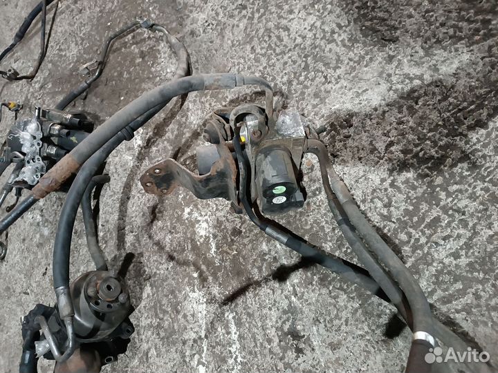 Клапан гидроподвески Mercedes W221