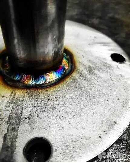 Сварка аргоном, сварщик