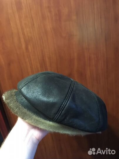 Женский берет