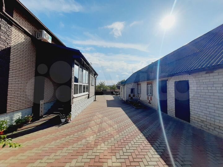 Дом 185 м² на участке 15 сот.