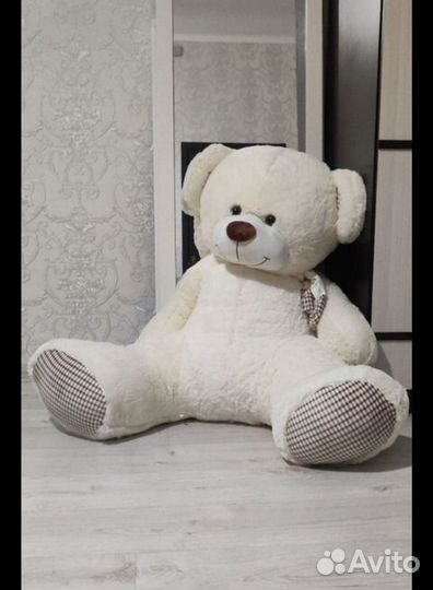 Большие плюшевые медведи