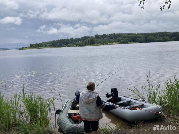 Лодка с мотором