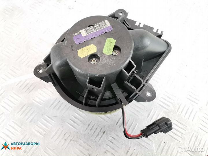 Моторчик печки Renault Scenic 1998 7701205479