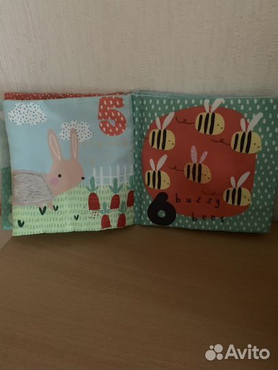 Мягкая развивающая книжка для малышей