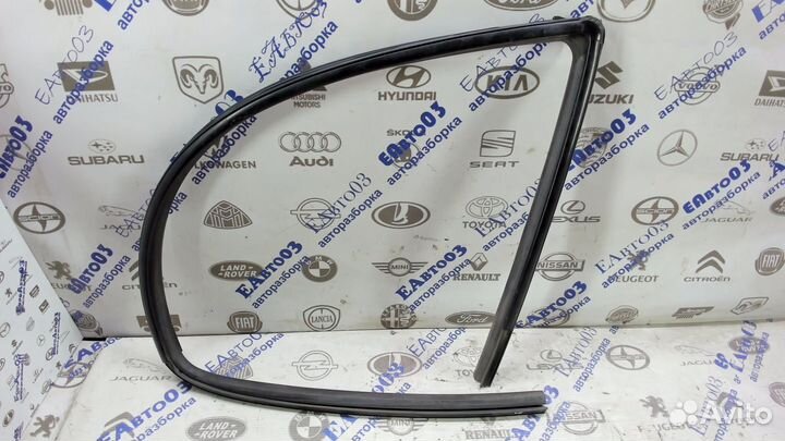 Уплотнитель стекла двери прав. Chevrolet Aveo (T25