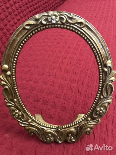 Рамка металл,27на22см.,ссср,на подставке
