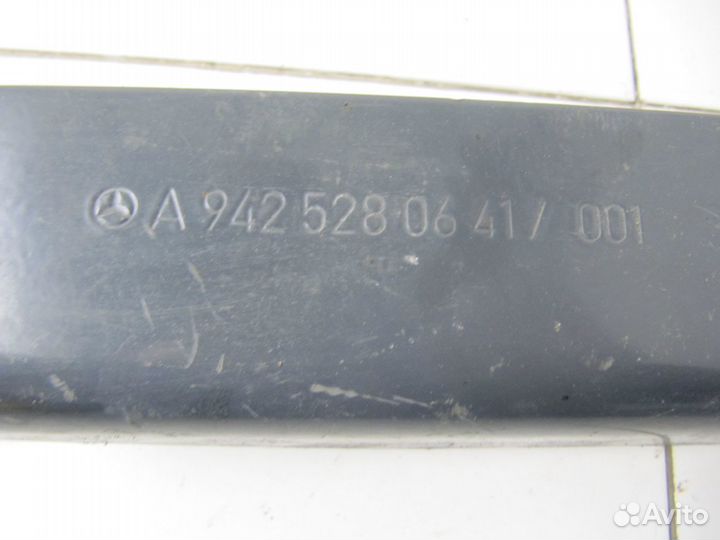 Кронштейн воздушного фильтра Mercedes Benz Actros