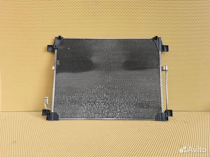 Радиатор кондиционера передний Infiniti M Q70 Y51