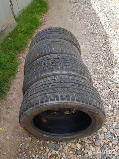 Triangle Sports TH201 225/50 R17