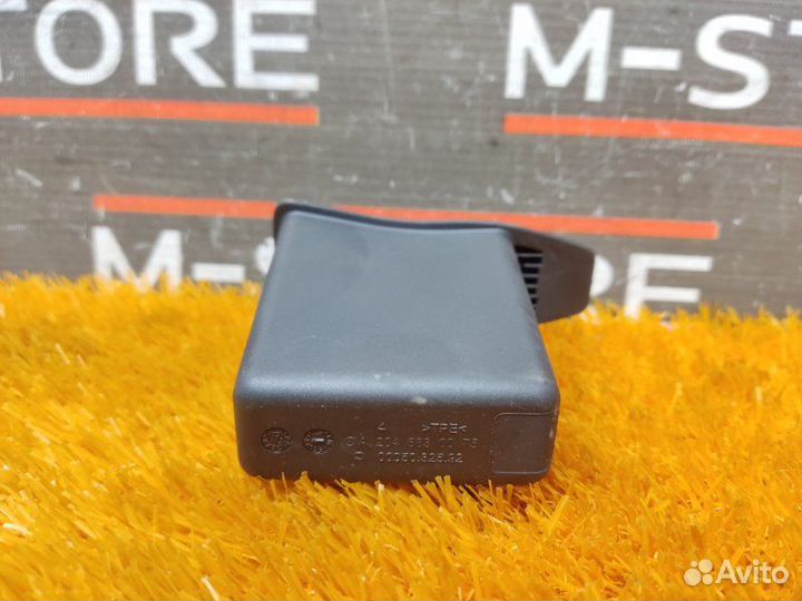 Бардачок в центральную консоль Mercedes-Benz