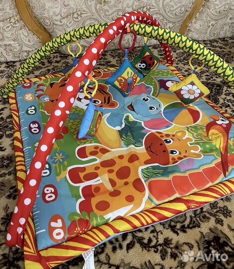 Развивающий коврик