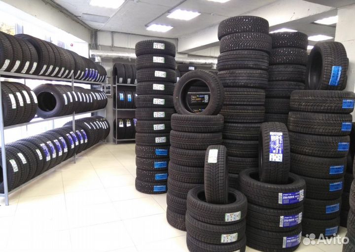 Triangle TR259 215/65 R16 102V