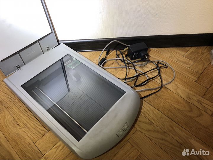 Сканер HP 2300c