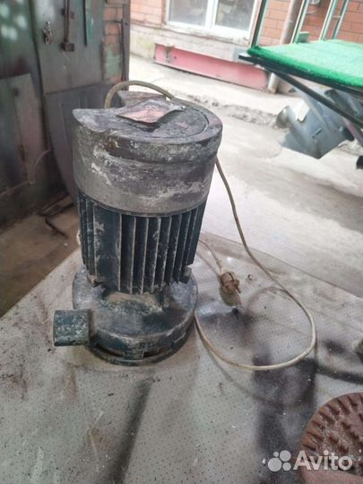 Водяной насос электрический