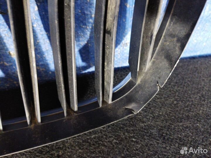 Решетка радиатора правая 5er F07 Gran Turismo