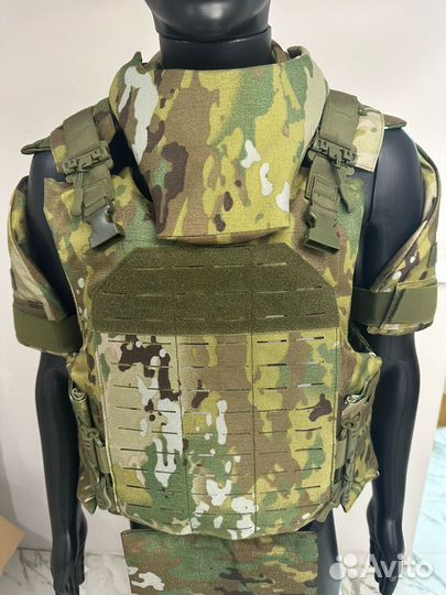 Бронежилет в сборе