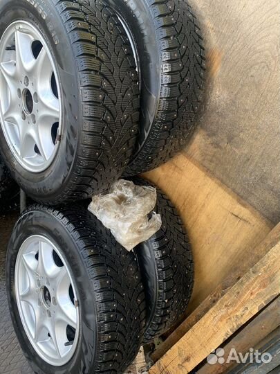 Продам Оригинальные Диски с резиной