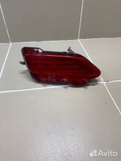 Катафот бампера задний левый Toyota Rav4 XA40 2012