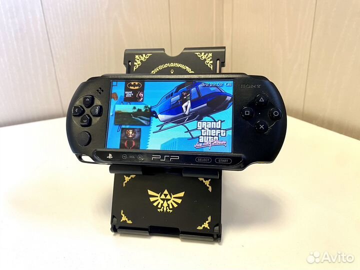 Sony PSP e1008 32gb + 30 игр. Прошита