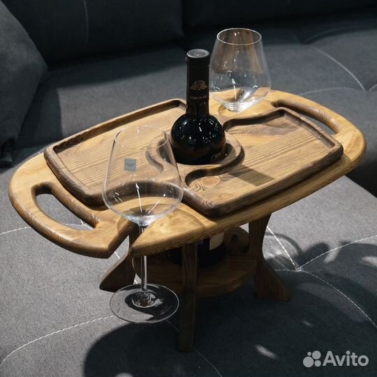 Винный столик Прага