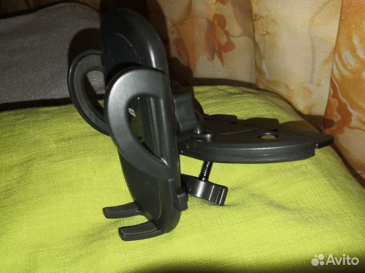 Держатель для телефона в машину