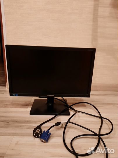 Монитор Samsung 18,5